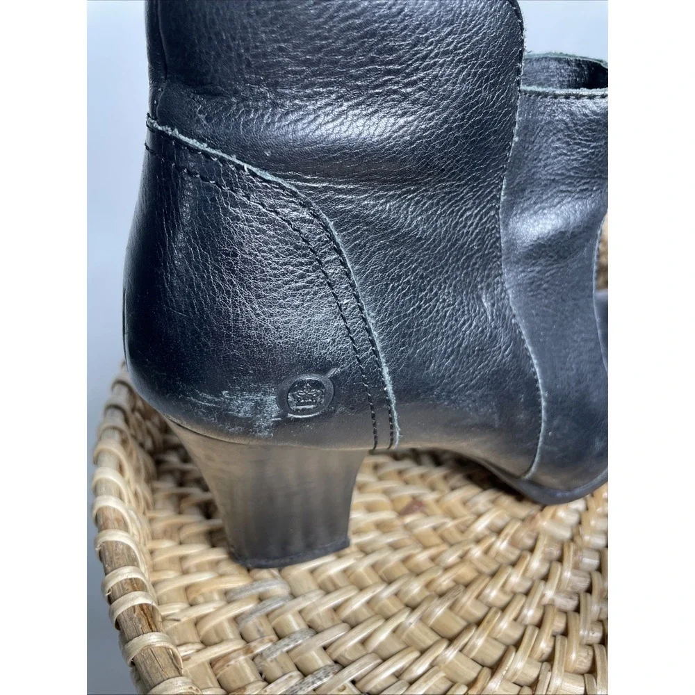 Born Womens 10 Black Ankle Boots Gorpcore Leather Block Heel